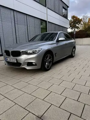 BMW 335 335i xDrive Sport-Aut. Sport Line Bild 2