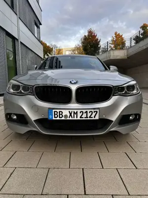 BMW 335 335i xDrive Sport-Aut. Sport Line