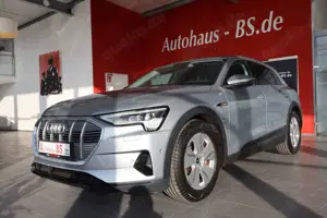 Audi e-tron 55 quattro 300kW,Kamera, Navi, LED,1.Hand