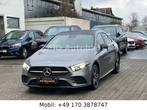 Mercedes-Benz A 250 e Limousine *AMG Line*Panorama*LED