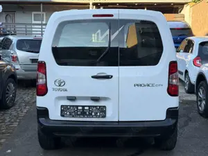 Toyota Proace L1 Meister *Navi/CarPlay/3-Sitze* Bild 5