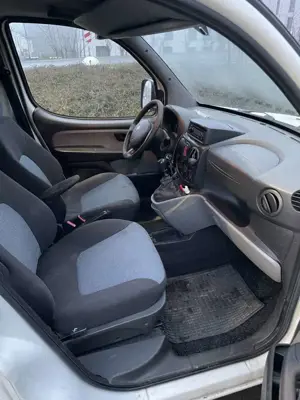 Fiat Doblo Cargo 16V Natural Power Bild 2