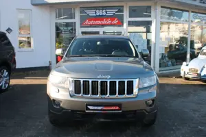 Jeep Grand Cherokee 3.0 CRD Laredo Bild 2