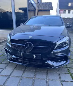 Mercedes-Benz A 45 AMG 4Matic Speedshift 7G-DCT