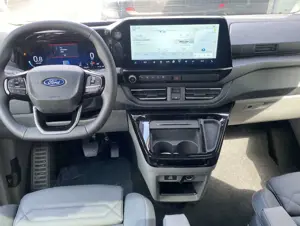 Ford Tourneo Custom 320 L2 Titanium X*Pano*Navi*360° Bild 3