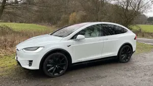 Tesla Model X Model X 100D Allradantrieb FSD Computer MCU2