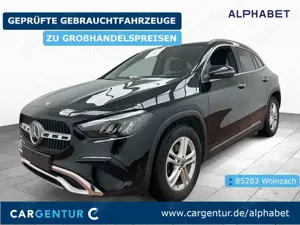 Mercedes-Benz GLA 180 d Progressive Burmester AHK Pano S-Dach
