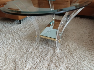 Extravaganter Couchtisch Bild 3