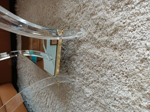 Extravaganter Couchtisch Bild 4