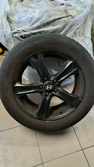 Vier Hyundai original Alufelgen 7 x 17 mattschwarz 
