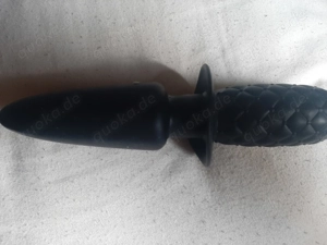 Paar verkäuft getragene Sachen aus ihr. Nur im Umkreis!