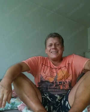 Suche Freundschaft+ oder sehr gerne auch mehr !