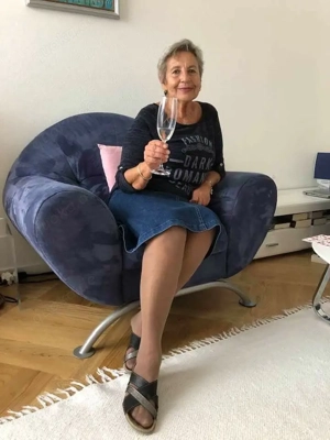 Er 63 Jahre alt Sucht ein Älteres Ehepaar gerne auch Wesentlich Älter keine Einzel Männer 