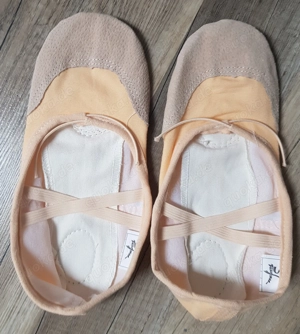 Ballettschuhe mit Lederkappe