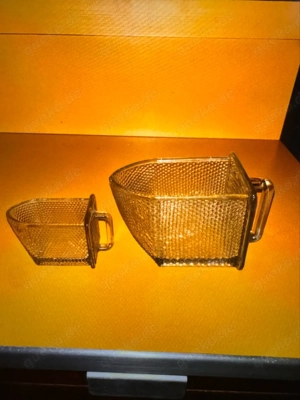 2 Glasschalen mit Henkel Vintage
