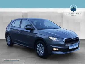 Skoda Fabia 1.0 TSI Essence *LED*PDC*SHZ*SpurH*