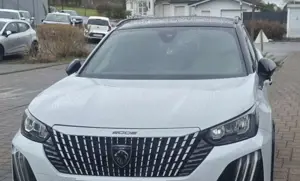 Peugeot 2008 Allure Bild 3