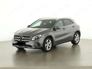 Mercedes-Benz GLA 220 GLA 4Matic 7G-DCT UrbanStyle Edition