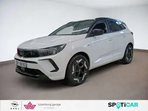 Opel Grandland GSe Hybrid AT 4x4 | Alcantara | Navi |