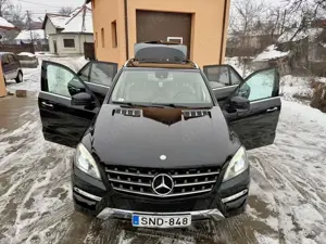 Mercedes-Benz ML 350 BlueTEC 4MATIC 7G-TRONIC Edition 1