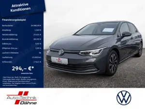 Volkswagen Golf VIII 2.0 TDI Active HUD PANO MATRIX-LED