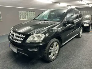 Mercedes-Benz ML 350 CDI 4Matic *Navi*Xenon*Kamera*AHK*