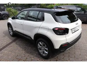 Jeep Avenger Altitude Allwetterreifen Winter P. InfoKomfort P. Bild 4