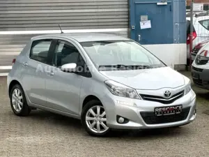 Toyota Yaris Executive 1.33 AUT.*NAVI*CAM*MFL*ALU*1HD*