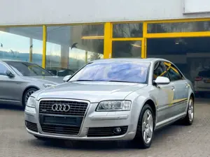 Audi A8 L 4.2 quattro/ACC/LUFT/PANO/AHK/BOSE/LHZ Bild 5
