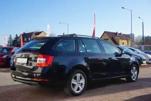 Skoda Octavia Combi 1.4 TSI Klimaaut. SmartLink PDC Bild 5