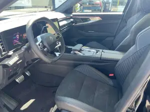 Renault Rafale ESPRIT ALPINE E-TECH FULL HYBRID 200 Bild 3