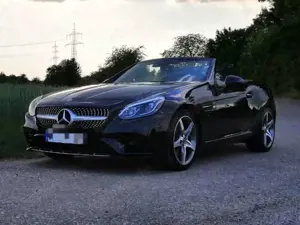 Mercedes-Benz SLC 200 Mercedes-Benz SLC 200 AMG Line | Panorama | AIRSCARF | Harman Kardon | TÜV 01/