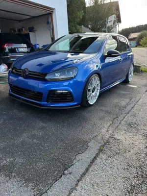 Volkswagen Golf 2.0 R