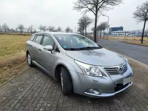 Toyota Avensis Combi 1.8 Sol