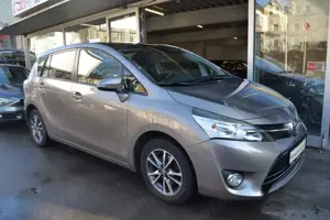 Toyota Verso Bild 2