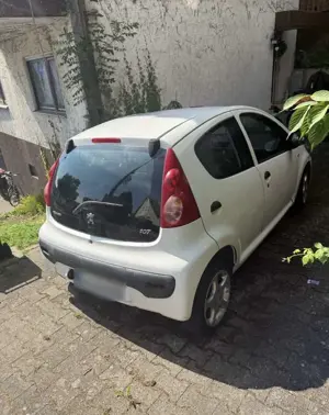 Peugeot 107 70 Petit Filou Bild 3