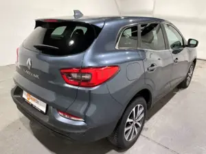 Renault Kadjar TCe Zen Automatik EU6d Navi Klima PDC Bild 3