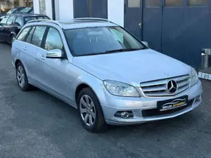 Mercedes-Benz C 200 T-Modell AUTOMATIK/TÜVNEU/NAVI/PDC/SHZ/LED