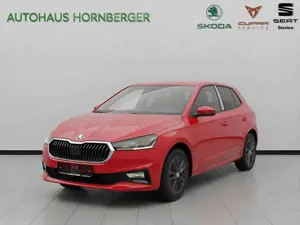 Skoda Fabia Tour 1.0TSI 115PS Kamera PDC LED Tempomat 16" Alu