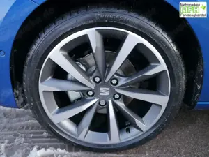 SEAT Leon Sportstourer FR 2.0 TDI DSG Kombi DSG*KAMERA*AH... Bild 4