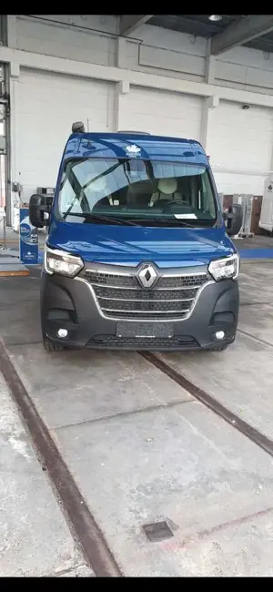 Renault Master Wohnmobil Bild 3