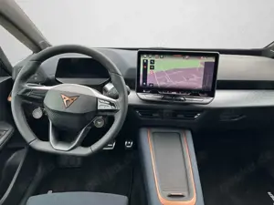 CUPRA Born 79 kWh Sennheiser Pano Pilot XL Head up Dis Bild 3