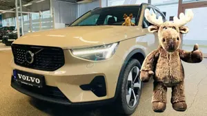 Volvo XC40 B4 Pl. Dark Leder Pano 360° Pilot HK BLIS
