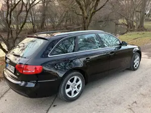 Audi A4 Avant Org 149Tkm TÜV Neu Motor Neu Gewähr Bild 3