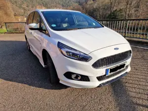 Ford S-Max S-Max Diesel 2.0 EcoBlue Bi-Turbo Aut. ST-Line Bild 2