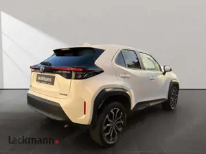 Toyota Yaris Cross 1.5 Hybrid Teamplayer *Safety+Winter* Bild 4
