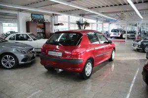 Peugeot 206 1.4 *Klima/4-Türer* Bild 5