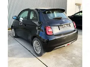 Fiat 500e e Action Automatik Radio  Winter-Paket Sonderlack Bild 3