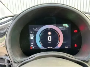 Fiat 500e e Action Automatik Radio  Winter-Paket Sonderlack Bild 4