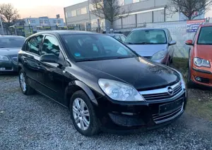 Opel Astra Astra Fließheck  5-Türer 1.6 Edition